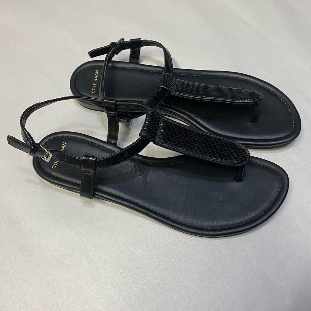 Cole Haan Women’s Sandals Shoes Size 9B Leather Patent Strappy Flats NWOT - Picture 2 of 13